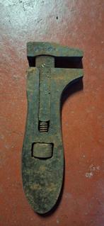 Engelse sleutel, Ophalen