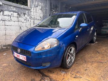 Fiat punto 1.3 diesel klaar om geregistreerd te worden, Auto's, Fiat, Grande Punto, Diesel, Particulier, Te koop