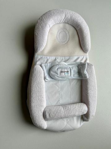 Domoo basics babynest ergonomische matras
