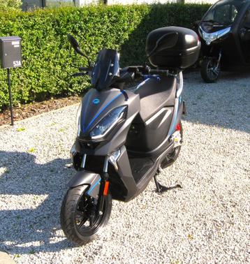 Electrische Scooter NIEUW..!   LIFAN E4 TOP-Scooter met 10km