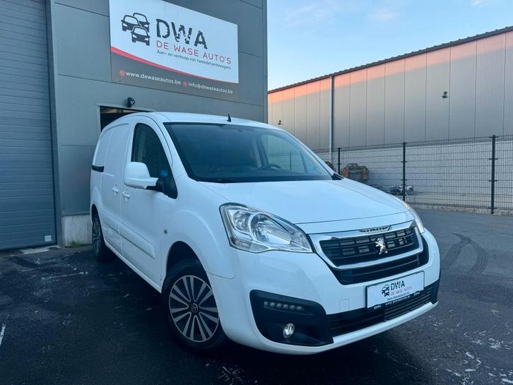 Peugeot Partner 1.6HDi | 2018 | 44300 km | Diesel | Automaat, Autos, Camionnettes & Utilitaires, Entreprise, Achat, ABS, Airbags