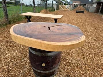 Suar ronde tafel 1.20m diameter  beschikbaar voor biedingen