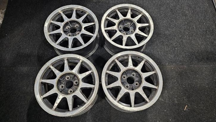 Set velgen Volkswagen BMW 3 serie E30 7 X15 4X100 ET25, Auto-onderdelen, Banden en Velgen, Banden en Velgen, Gebruikt, Ophalen