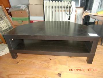 tv tafel beschikbaar voor biedingen