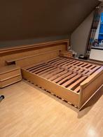 Bedmeubel, Huis en Inrichting, Slaapkamer | Bedden, Ophalen, Beige, Tweepersoons, Zo goed als nieuw