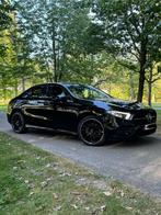 Mercedes-Benz A250E AMG-line, Auto's, Mercedes-Benz, Automaat, Euro 6, Alcantara, Zwart