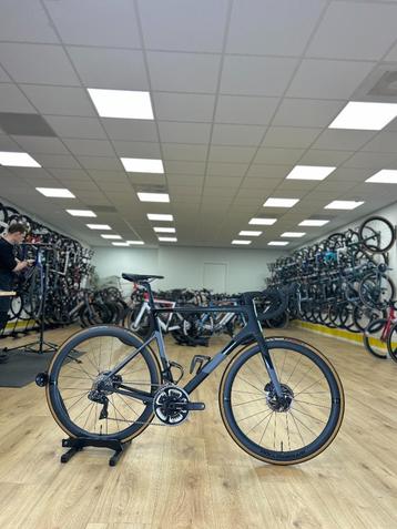 Cannondale SuperSix EVO Hi-MOD Di2 Carbon Racefiets beschikbaar voor biedingen