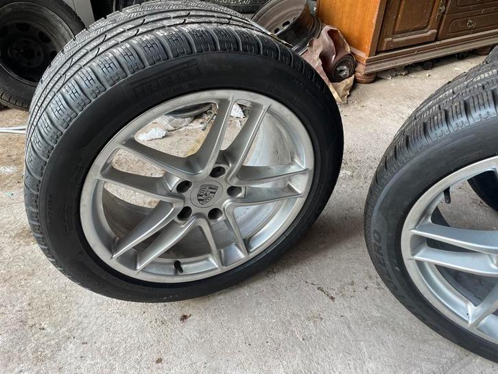 Porsche panamera 285/40/19 255/45/19, Autos : Pièces & Accessoires, Pneus & Jantes, Pneu(s), Pneus hiver, Enlèvement ou Envoi