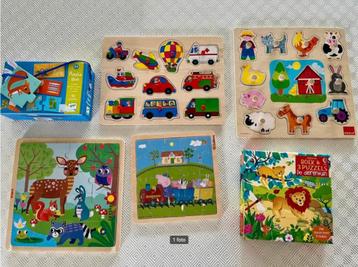 Verschillende legpuzzels, inclusief 2 houten van DjecoVersch