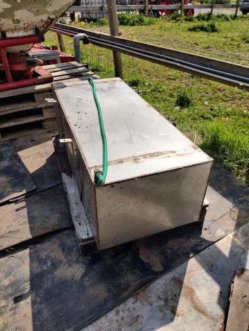 Inox watertank beschikbaar voor biedingen