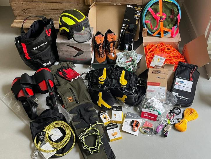 Klimmateriaal opleiding boomverzorging, Sport en Fitness, Klimsport, Nieuw, Klimsport-accessoire, Ophalen