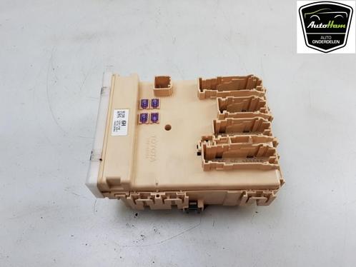 ZEKERINGKAST Toyota RAV4 (A4) (01-2012/09-2019), Auto-onderdelen, Elektronica en Kabels, Toyota, Gebruikt