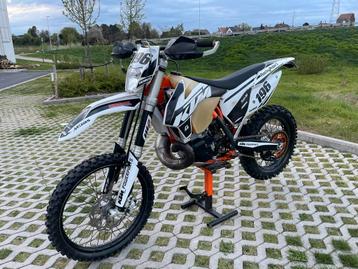 ENDURO KTM EXC 250 2T * 2014 * straatlegaal beschikbaar voor biedingen