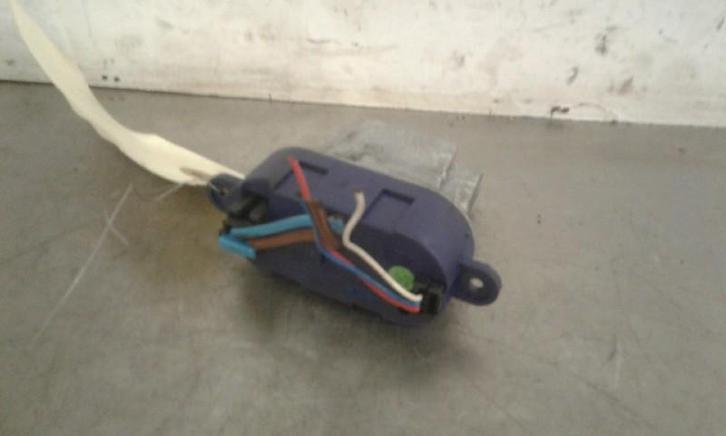 KACHELWEERSTAND Laguna II (BG) (|52485218|7701048766|), Auto-onderdelen, Airco en Verwarming, Renault, Gebruikt