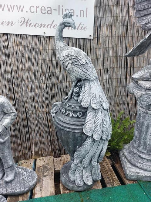 Beau paon dans un vase, Jardin & Terrasse, Statues de jardin, Neuf, Béton, Enlèvement