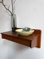 Table de chevet vintage design danois Omann Jun's, Maison & Meubles, Enlèvement ou Envoi, Moins de 55 cm, Moins de 45 cm, Utilisé