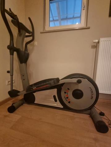 FOCUS fox 5 crosstrainer. beschikbaar voor biedingen