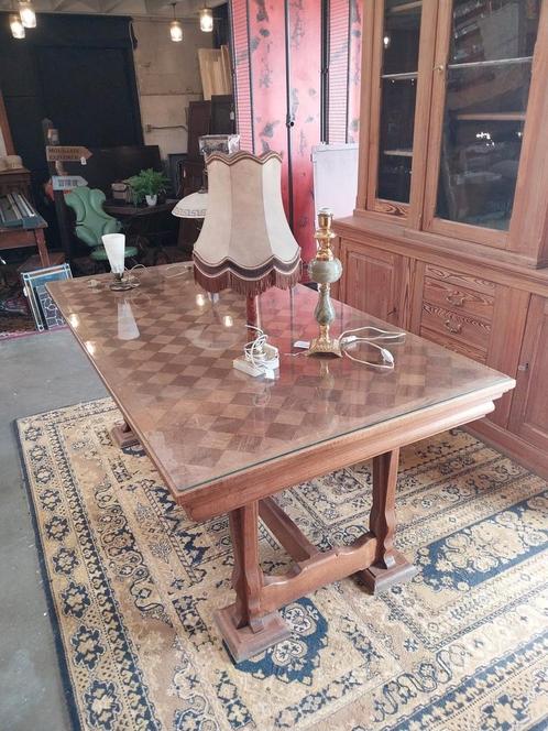 Massieve eiken eettafel met visgraatmotief, Antiek en Kunst, Antiek | Meubels | Tafels, Ophalen
