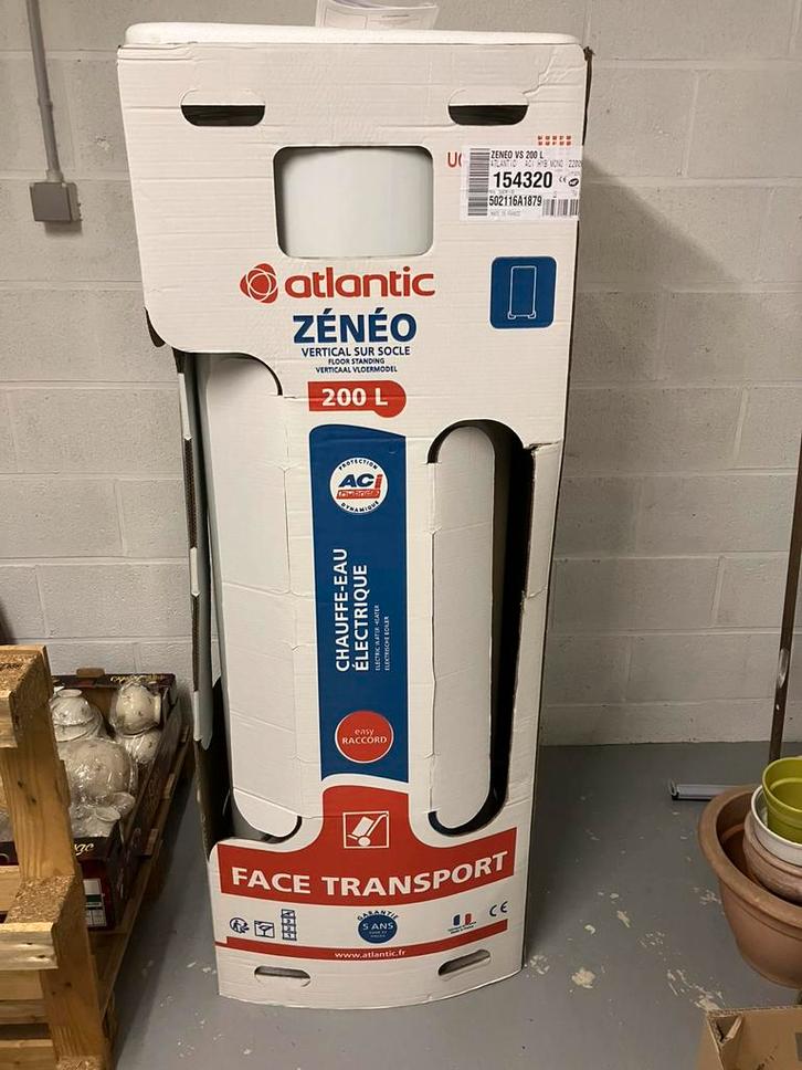 Chauffe-eau électrique Atlantic Zénéo 200 L utilisé 1 mois, Electroménager, Électroménager & Équipement Autre, Comme neuf, Enlèvement