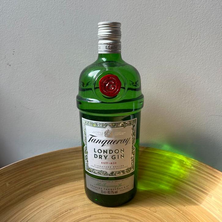Tanqueray London Dry Gin 1L – strak, klassiek en in stijl, Verzamelen, Wijnen, Nieuw, Ophalen