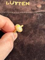 Mooi 18k geelgouden ring bezet met opaal ., Nieuw, Ophalen of Verzenden