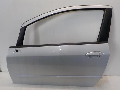 PORTIER LINKS VOOR Fiat Punto III (199) (01-2012/-), Auto-onderdelen, Carrosserie, Deur, Fiat, Voor, Links, Gebruikt
