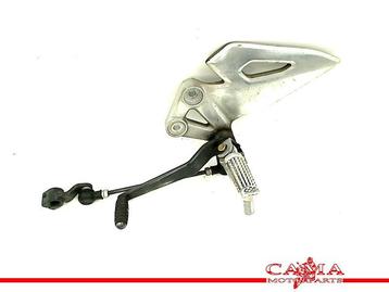 REPOSE PIEDS AVANT GAUCHE GSX R 125 2020-2021 (GSX-R125XA), Utilisé