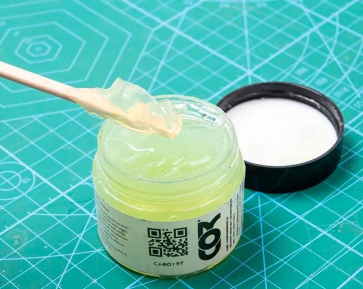 Resin modelbouw pasta voor waterpartij, rivierstroom, ...., Hobby en Vrije tijd, Modelbouw | Boten en Schepen, Nieuw, Overige merken