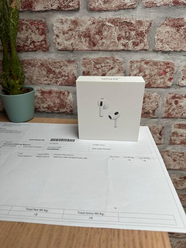 Oreillettes écouteurs AirPods troisième génération., Télécoms, Téléphonie mobile | Écouteurs, Neuf, Intra-auriculaires (Earbuds)