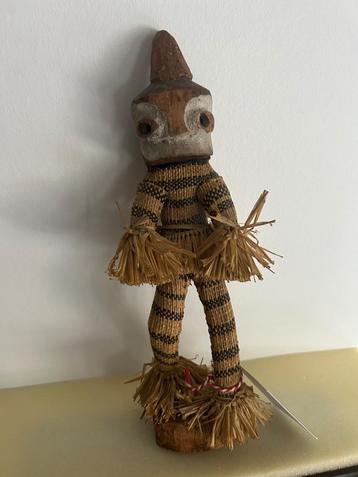 Origineel Minganje-pop . Etnische stam Pende D R Congo beschikbaar voor biedingen