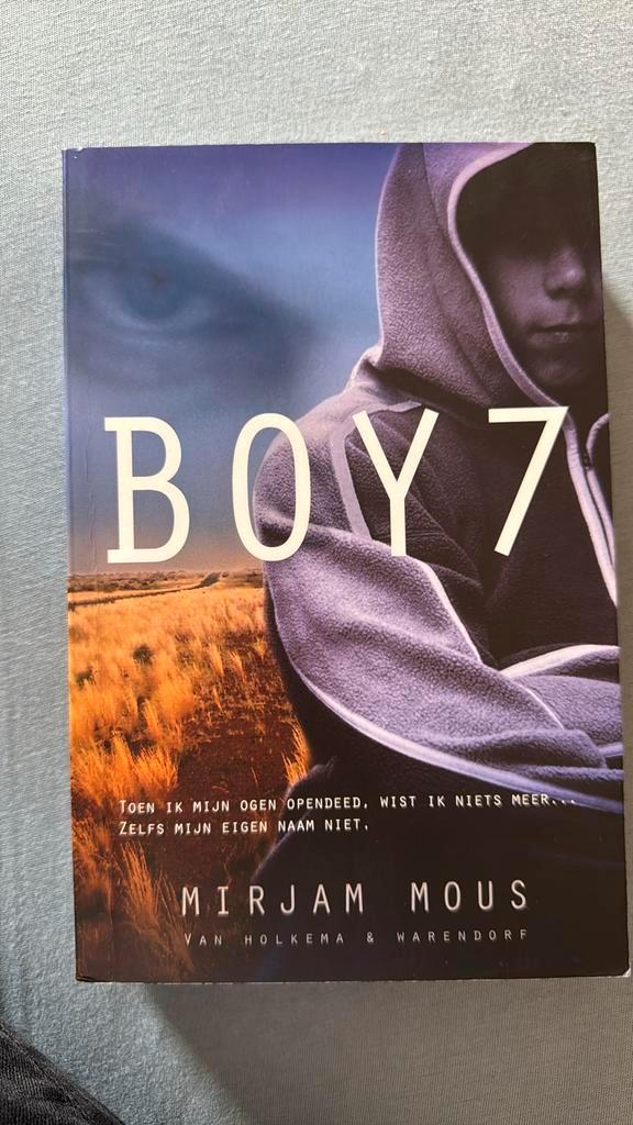 Mirjam Mous - Boy 7, Boeken, Kinderboeken | Jeugd | 13 jaar en ouder, Zo goed als nieuw, Ophalen