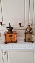 Te koop 2 koffiemolens 1koperen en 1van Verviers, Ophalen