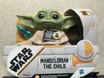 Bébé Yoda, figurine parlante, Hasbro/Disney NEUF, Ophalen of Verzenden, Nieuw, Beeldje of Figuurtje