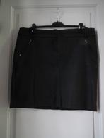 jupe de coloris noir pour femme. Taille 48/50 (Yessica C&A), Comme neuf, Noir, Taille 46/48 (XL) ou plus grande, Envoi