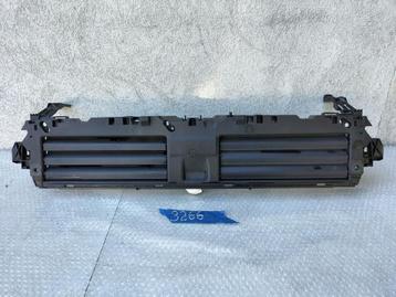 AUDI A4 B9 LOUVRE 8W0807297 beschikbaar voor biedingen