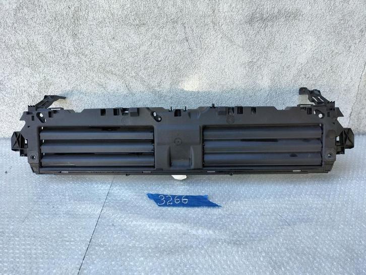 AUDI A4 B9 LOUVRE 8W0807297, Auto-onderdelen, Overige Auto-onderdelen, Audi, Gebruikt, Ophalen of Verzenden