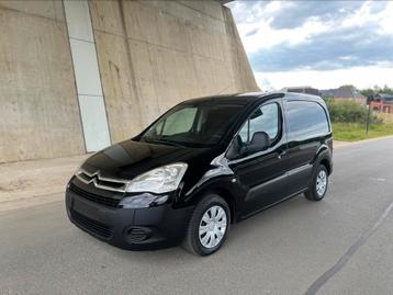 Citroën Berlingo 1.6hdi TOP STAAT Gekeurd v verkoop, Auto's, Bestelwagens en Lichte vracht, Stof, Zwart, Citroën, Zwart
