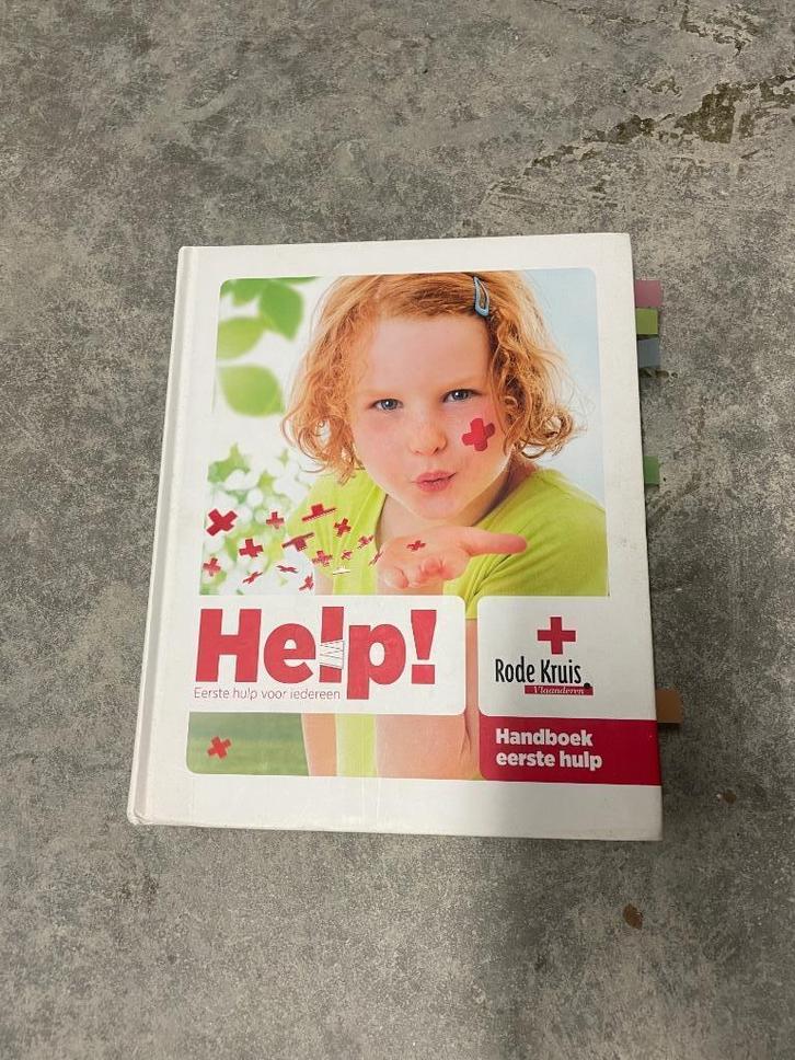 Help! Handboek Eerste Hulp – Rode Kruis Vlaanderen, Boeken, Advies, Hulp en Training, Zo goed als nieuw, Ophalen of Verzenden