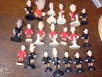 lotje van 20 voetbalfiguurtjes (poppetjes) rode duivels, Ophalen of Verzenden, Zo goed als nieuw, Beeldje of Poppetje