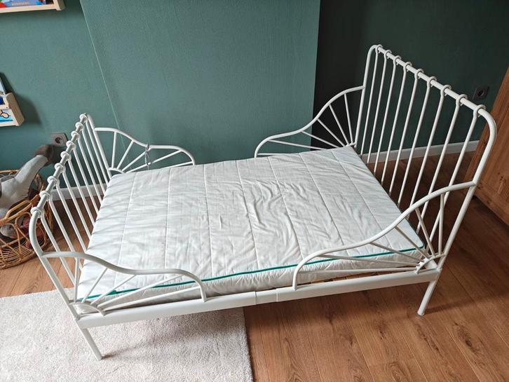 Meegroeibed Minnen Ikea, Kinderen en Baby's, Kinderkamer | Bedden, Zo goed als nieuw, Lattenbodem, Matras, Ophalen