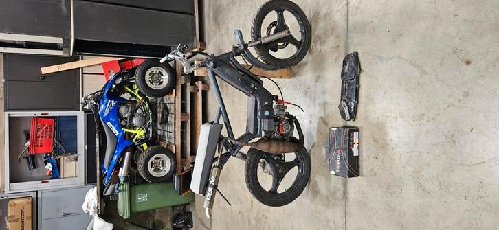 Vespa ciao sprint project, Fietsen en Brommers, Brommers | Vespa, Zo goed als nieuw, Ciao, Ophalen