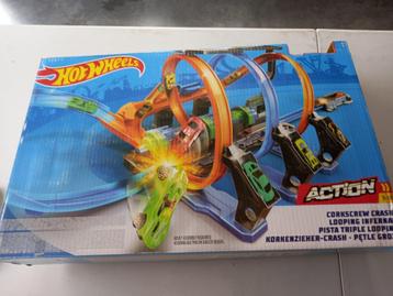 Racebaan Hot Wheels beschikbaar voor biedingen