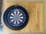 Dartbord + verlichting + mat en houten wand, Sport en Fitness, Ophalen of Verzenden, Zo goed als nieuw, Dartbord