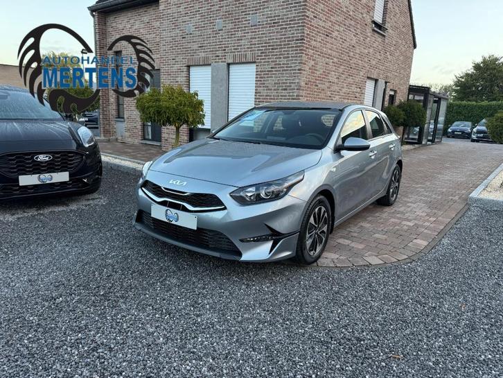 Kia Ceed / cee'd HB 1.5 T-GDI 140PK BLACK/PACK 7J/GAR NIEUW, Auto's, Kia, Bedrijf, Te koop, (Pro) Cee d, ABS, Achteruitrijcamera