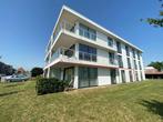 GELIJKVLOERS APPARTEMENT MET CENTRALE LIGGING TE HARELBEKE, Appartement, Provincie West-Vlaanderen