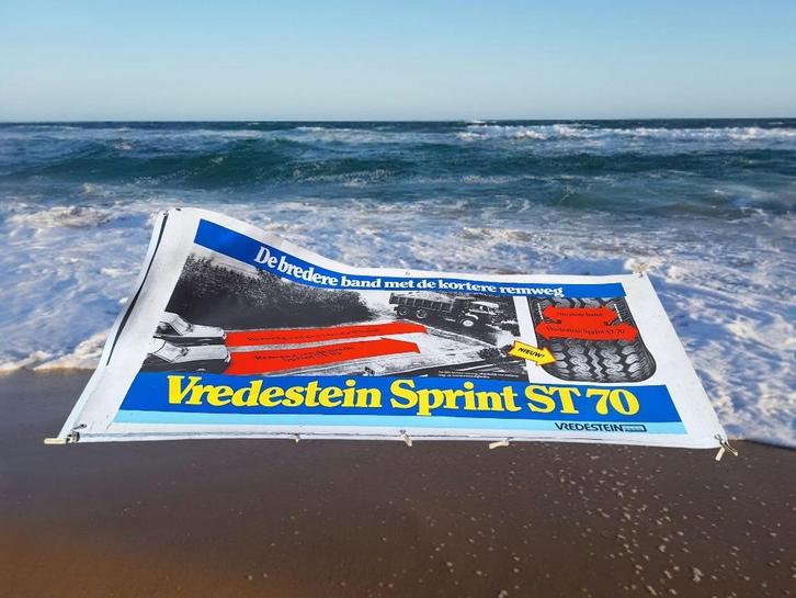 Reclame banner, banners van Vredestein banden., Verzamelen, Merken en Reclamevoorwerpen, Gebruikt, Reclamebord, Ophalen of Verzenden