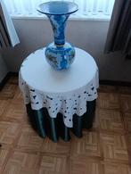 Tafeltje met vaas en tafellaakje kompleet, Enlèvement