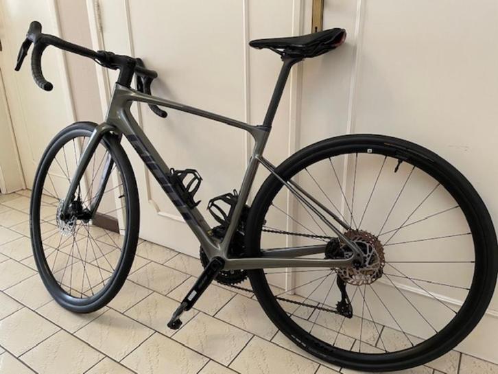 Splinternieuwe koersfiets GIANT DEFY ADVANCED - in garantie, Fietsen en Brommers, Fietsen | Racefietsen, Nieuw, Giant, Carbon