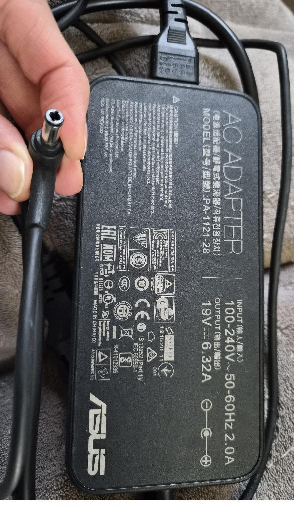 Asus Chargeur pc portable, Computers en Software, Laptop-opladers, Gebruikt, Ophalen of Verzenden