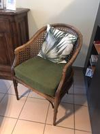 Chaise d'appoint en rotin brun avec coussin vert mousse, Maison & Meubles, Canapés | Salons, Comme neuf, Enlèvement, Une personne